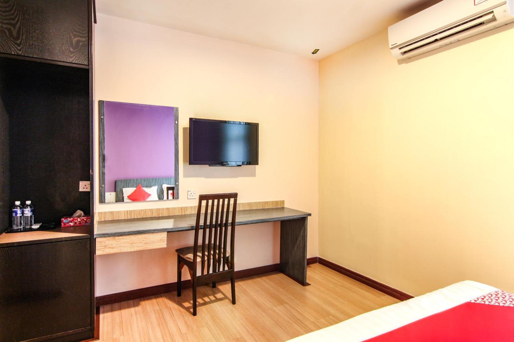 OYO 43930 Hotel Esplanade Sandakan Exterior foto