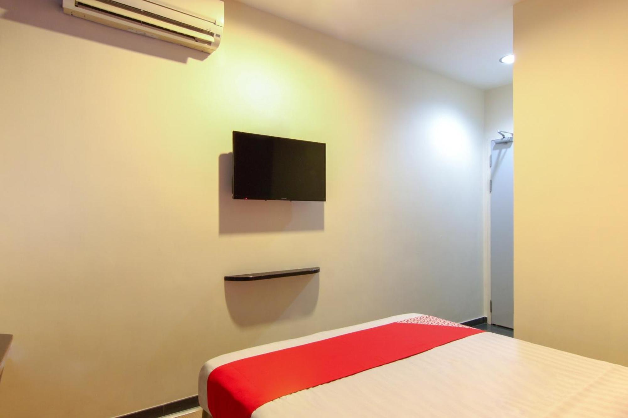 OYO 43930 Hotel Esplanade Sandakan Exterior foto