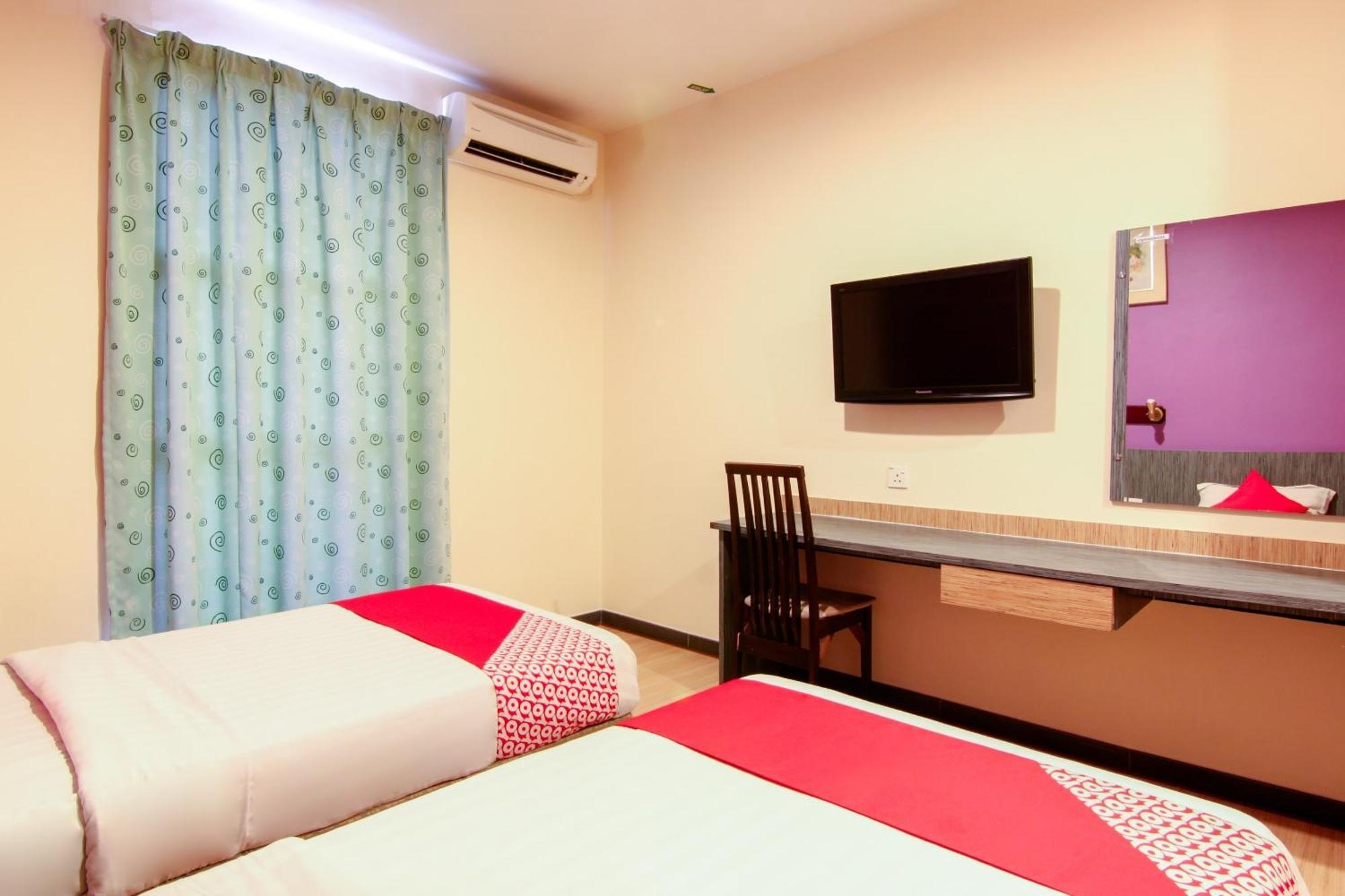 OYO 43930 Hotel Esplanade Sandakan Exterior foto