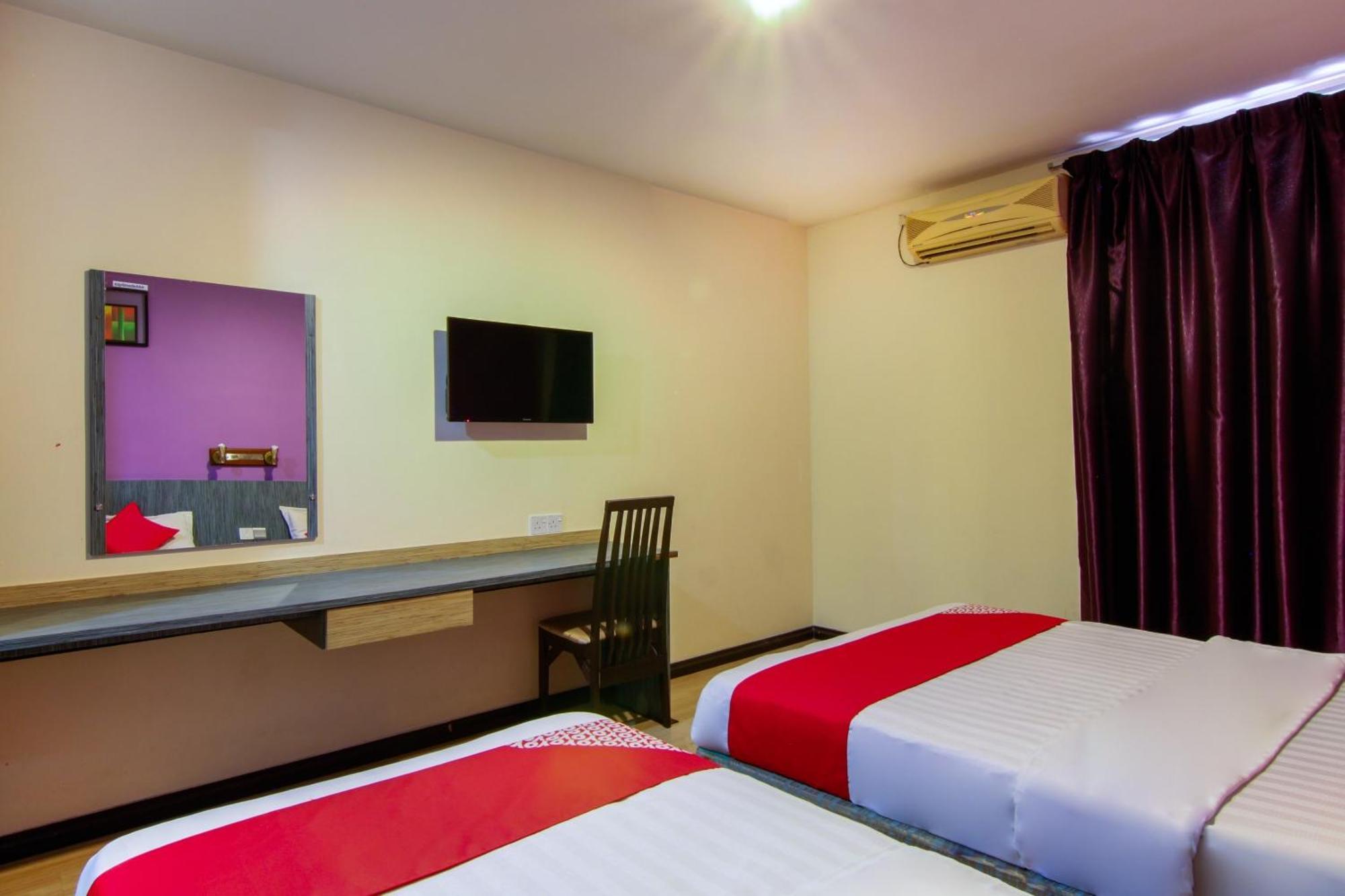 OYO 43930 Hotel Esplanade Sandakan Exterior foto
